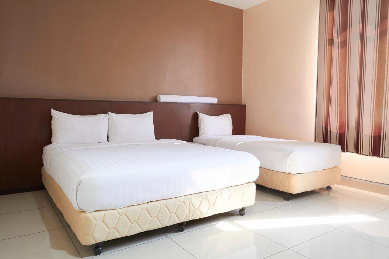 Langkawi Uptown Hotel Kuah Exteriör bild